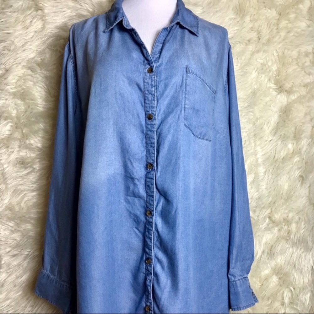 Ava & Viv Chambray Button Down Shirt